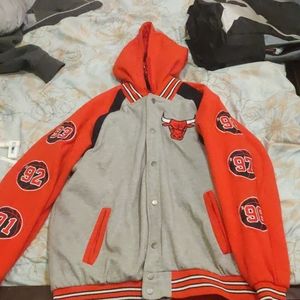 Bulls coat